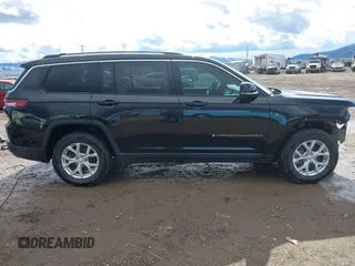 2023 Jeep Grand Cherokee Limited z VIN 1C4RJKBG6P8859034, wystawiony jako IAAI lot #41763549 z przebiegiem 24 476 mil mil oraz . Historia ofert i sprzedaży dostępna na DreamBid. Obrazek 14.