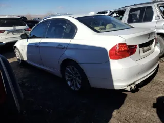 2011 BMW 3 Series 328i xDrive z VIN WBAPK5G54BNN28957, wystawiony jako Copart lot #41448975 z przebiegiem 184 889 mil mil oraz Szkoda całkowita • Salvage title. Historia ofert i sprzedaży dostępna na DreamBid. Obrazek 2.