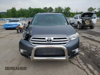 2013 Toyota Highlander Limited z VIN 5TDDK3EH3DS248533, wystawiony jako Copart lot #61144445 z przebiegiem 90 230 mil mil oraz Szkoda całkowita • Salvage title. Historia ofert i sprzedaży dostępna na DreamBid. Obrazek 5.