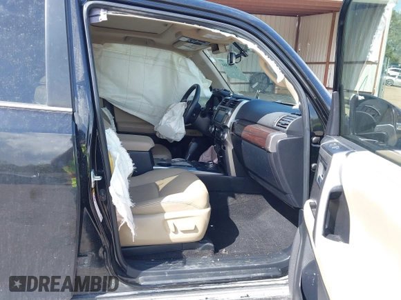 2018 Toyota 4Runner SR5 z VIN JTEBU5JR9J5567945, wystawiony jako IAAI lot #41965866 z przebiegiem 67 821 mil mil oraz . Historia ofert i sprzedaży dostępna na DreamBid. Obrazek 5.