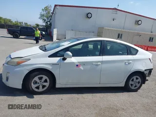 2010 Toyota Prius II z VIN JTDKN3DU5A1311010, wystawiony jako IAAI lot #42353523 z przebiegiem 342 042 mil mil oraz . Historia ofert i sprzedaży dostępna na DreamBid. Obrazek 14.