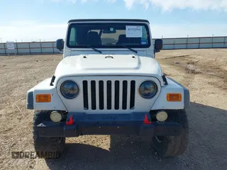 2005 Jeep Wrangler Sport with VIN 1J4FA49SX5P336380, listed as a IAAI auction lot 41752554 with 139,004 mi miles. Bid and sale history available at carsss.com. Image 12.
