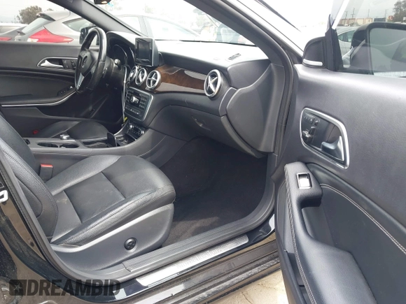 2014 Mercedes-Benz CLA 250 with VIN WDDSJ4EB6EN131263, listed as a IAAI auction lot 42379300 with 102,074 mi miles and . Bid and sale history available at DreamBid. Image 5.