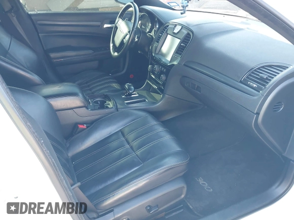 2014 Chrysler 300 with VIN 2C3CCAGG1EH375447, listed as a IAAI auction lot 41604083 with 180,286 mi miles. Bid and sale history available at carsss.com. Image 5.