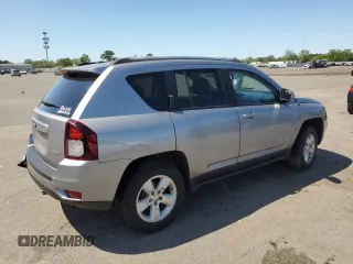 2017 Jeep Compass High Altitude with VIN 1C4NJCEA0HD147820, listed as a Copart auction lot 58565245 with 120,197 mi miles and Salvage title. Bid and sale history available at DreamBid. Image 3.