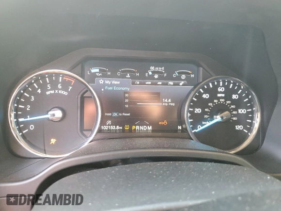 2019 Ford Expedition Platinum with VIN 1FMJU1MT4KEA62215, listed as a Copart auction lot 84104024 with 102,153 mi miles and Salvage Title. Bid and sale history available at carsss.com. Image 9.