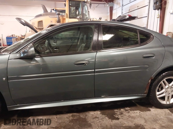2006 Pontiac Grand Prix GT z VIN 2G2WR554461315118, wystawiony jako IAAI lot #41583027 z przebiegiem 243 614 mil mil oraz . Historia ofert i sprzedaży dostępna na DreamBid. Obrazek 14.