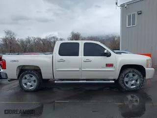 2009 Chevrolet Silverado 1500 LTZ with VIN 3GCEK33379G278538, listed as a IAAI auction lot 41713259 with 228,197 mi miles. Bid and sale history available at carsss.com. Image 13.