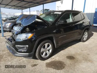 2019 Jeep Compass Latitude with VIN 3C4NJCBB1KT750032, listed as a Copart auction lot 82931994 with 59,293 mi miles and Salvage Title. Bid and sale history available at carsss.com. Image 1.