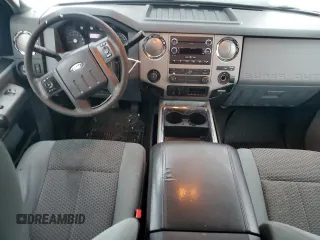 2013 Ford F-250 XL with VIN 1FT7X2B69DEA26953, listed as a Copart auction lot 87888745 with 272,289 mi miles and Clean Title. Bid and sale history available at DreamBid. Image 8.