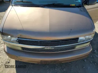 2003 Chevrolet Astro with VIN 1GNEL19X23B119896, listed as a Copart auction lot 68987584 with Not Provided miles and Salvage Title. Bid and sale history available at carsss.com. Image 12.