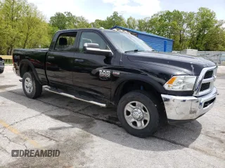 2018 Ram 2500 Tradesman z VIN 3C6UR5CJ4JG289185, wystawiony jako Copart lot #55427695 z przebiegiem 90 809 mil mil oraz Szkoda całkowita • Salvage title. Historia ofert i sprzedaży dostępna na DreamBid. Obrazek 4.