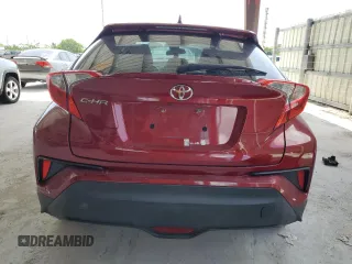 2018 Toyota C-HR XLE z VIN NMTKHMBX9JR049147, wystawiony jako Copart lot #57216905 z przebiegiem 139 352 mil mil oraz Czysty tytuł • Clean title. Historia ofert i sprzedaży dostępna na DreamBid. Obrazek 6.