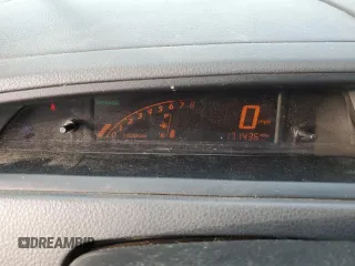 2004 Suzuki Aerio SX z VIN JS2RC61HX45253671, wystawiony jako Copart lot #85587754 z przebiegiem 171 436 mil mil oraz Szkoda całkowita • Salvage title. Historia ofert i sprzedaży dostępna na DreamBid. Obrazek 9.