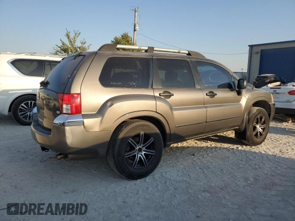 2004 Mitsubishi Endeavor LS with VIN 4A4MM21SX4E071998, listed as a Copart auction lot 75192444 with 215,916 mi miles and Salvage Title. Bid and sale history available at carsss.com. Image 3.