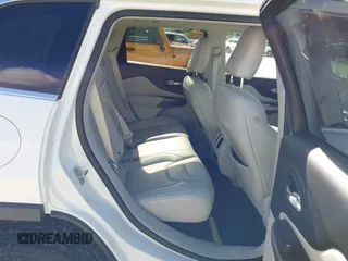 2019 Jeep Cherokee Limited z VIN 1C4PJLDX1KD302882, wystawiony jako IAAI lot #42191309 z przebiegiem 79 426 mil mil oraz . Historia ofert i sprzedaży dostępna na DreamBid. Obrazek 8.