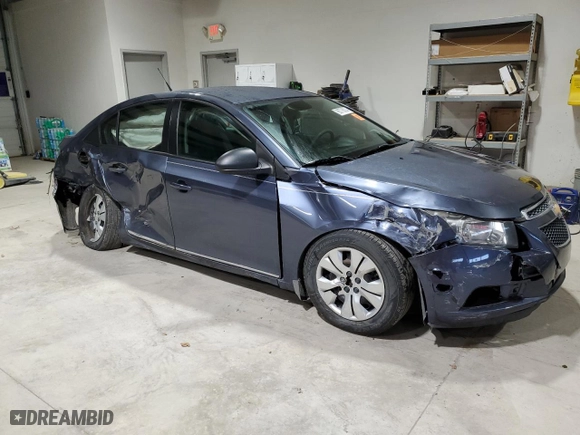 2013 Chevrolet Cruze LS with VIN 1G1PA5SH3D7135877, listed as a Copart auction lot 86778004 with 116,970 mi miles and Salvage Title. Bid and sale history available at carsss.com. Image 4.