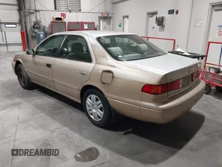 2001 Toyota Camry CE with VIN 4T1BG22K31U808394, listed as a IAAI auction lot 41909910 with 226,388 mi miles. Bid and sale history available at carsss.com. Image 3.
