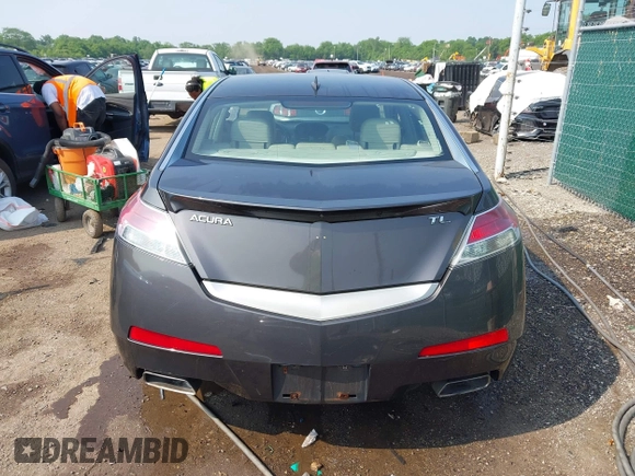 2010 Acura TL Technology z VIN 19UUA8F57AA011946, wystawiony jako IAAI lot #42398799 z przebiegiem 181 476 mil mil oraz . Historia ofert i sprzedaży dostępna na DreamBid. Obrazek 16.