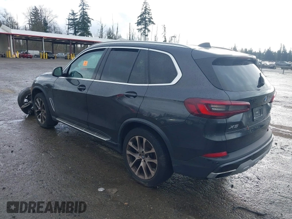 2022 BMW X5 xDrive40i with VIN 5UXCR6C06N9M67099, listed as a IAAI auction lot 41296632 with Not provided miles and . Bid and sale history available at DreamBid. Image 3.
