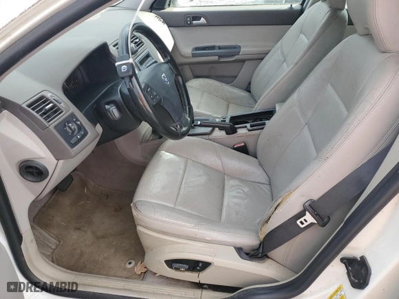 2008 Volvo V50 2.4L with VIN YV1MW382182420660, listed as a Copart auction lot 87250364 with 282,477 mi miles and Clean Title. Bid and sale history available at carsss.com. Image 7.