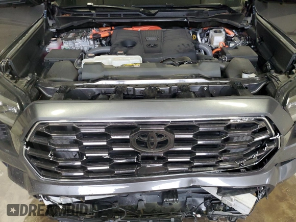 2024 Toyota Sequoia SR5 with VIN 7SVAAABA7RX025940, listed as a Copart auction lot 72964174 with 19,388 mi miles and Salvage Title. Bid and sale history available at carsss.com. Image 13.