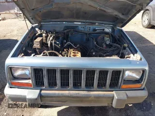 1998 Jeep Cherokee SE с VIN 1J4FT28S3WL282431, выставлен на аукционе IAAI как лот 41668470 с пробегом 203 932 миль миль и . История ставок и продаж доступна на DreamBid. Изображение 10.