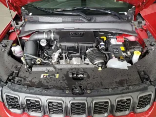 2025 Jeep Compass Trailhawk z VIN 3C4NJDDN8ST532442, wystawiony jako Copart lot #61386085 z przebiegiem 11 207 mil mil oraz Czysty tytuł • Clean title. Historia ofert i sprzedaży dostępna na DreamBid. Obrazek 12.