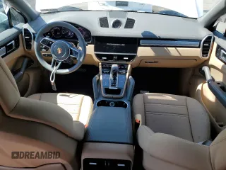 2023 Porsche Cayenne E-Hybrid z VIN WP1BE2AY0PDA28263, wystawiony jako Copart lot #67593303 z przebiegiem 6 944 mil mil oraz . Historia ofert i sprzedaży dostępna na DreamBid. Obrazek 8.