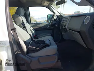 2015 Ford F-250 Lariat with VIN 1FT7W2B68FEA99639, listed as a IAAI auction lot 41881606 with 156,978 mi miles and . Bid and sale history available at DreamBid. Image 5.