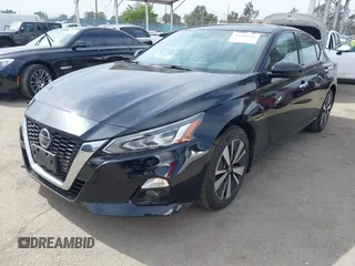 2020 Nissan Altima SV z VIN 1N4BL4DV2LC212565, wystawiony jako IAAI lot #42294236 z przebiegiem 37 426 mil mil oraz . Historia ofert i sprzedaży dostępna na DreamBid. Obrazek 17.