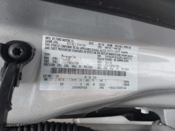 2014 Ford Focus SE with VIN 1FADP3F22EL425173, listed as a IAAI auction lot 41688732 with NaN miles. Bid and sale history available at carsss.com. Image 9.