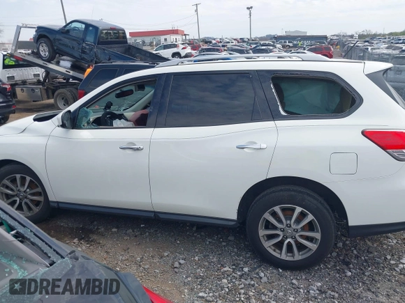 2016 Nissan Pathfinder S with VIN 5N1AR2MN0GC637700, listed as a IAAI auction lot 41899423 with Not provided miles and . Bid and sale history available at DreamBid. Image 15.