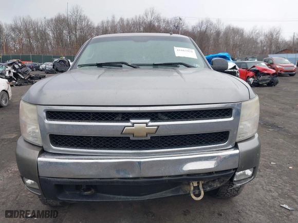 2007 Chevrolet Silverado 1500 LTZ with VIN 2GCEK13M571581790, listed as a IAAI auction lot 41663432 with 184,977 mi miles. Bid and sale history available at carsss.com. Image 6.