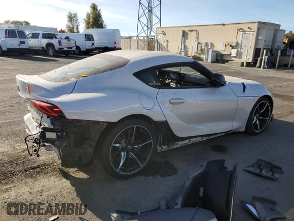 2021 Toyota GR Supra 3.0 with VIN WZ1DB0C05MW039727, listed as a Copart auction lot 80331204 with 30,296 mi miles and Salvage Title. Bid and sale history available at carsss.com. Image 3.