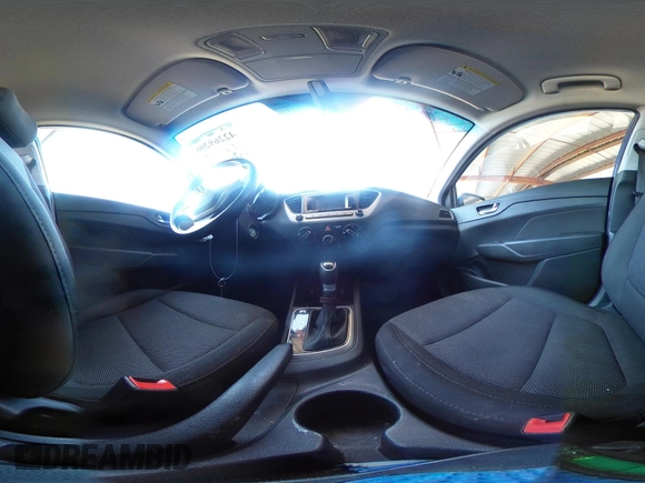 2021 Hyundai Accent SE z VIN 3KPC24A66ME130508, wystawiony jako IAAI lot #42269208 z przebiegiem 84 687 mil mil oraz . Historia ofert i sprzedaży dostępna na DreamBid. Obrazek 18.