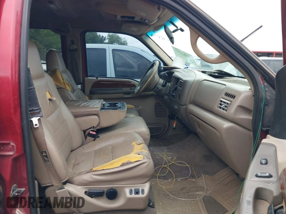 2002 Ford F-250 XL z VIN 1FTNW21F22EC30924, wystawiony jako IAAI lot #42482197 z przebiegiem 498 666 mil mil oraz . Historia ofert i sprzedaży dostępna na DreamBid. Obrazek 5.