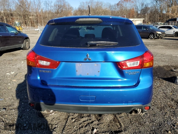 2015 Mitsubishi Outlander ES z VIN 4A4AP3AUXFE002703, wystawiony jako Copart lot #53451505 z przebiegiem 24 774 mil mil oraz Nie do naprawy • Non repairable. Historia ofert i sprzedaży dostępna na DreamBid. Obrazek 6.