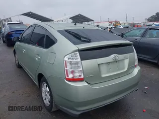 2006 Toyota Prius with VIN JTDKB20U363130444, listed as a IAAI auction lot 41507639 with 141,151 mi miles. Bid and sale history available at carsss.com. Image 3.