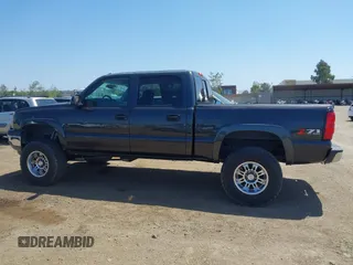 2005 Chevrolet Silverado 1500 LT with VIN 2GCEK13T651358419, listed as a IAAI auction lot 42073531 with 120,233 mi miles and . Bid and sale history available at DreamBid. Image 14.