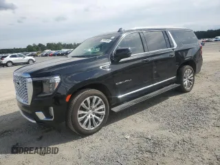 2022 GMC Yukon XL Denali with VIN 1GKS1JKL1NR274804, listed as a Copart auction lot 71070184 with 36,978 mi miles and Salvage Title. Bid and sale history available at DreamBid. Image 1.