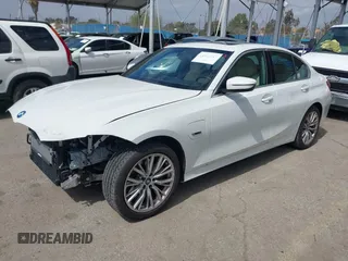 2024 BMW 3 Series 330e with VIN 3MW39FF00R8D79501, listed as a IAAI auction lot 41814127 with 17,392 mi miles. Bid and sale history available at carsss.com. Image 18.