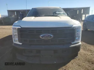 2024 Ford F-250 XL with VIN 1FT7W2BT9RED21292, listed as a Copart auction lot 87669075 with 12,842 mi miles and Salvage title. Bid and sale history available at DreamBid. Image 5.