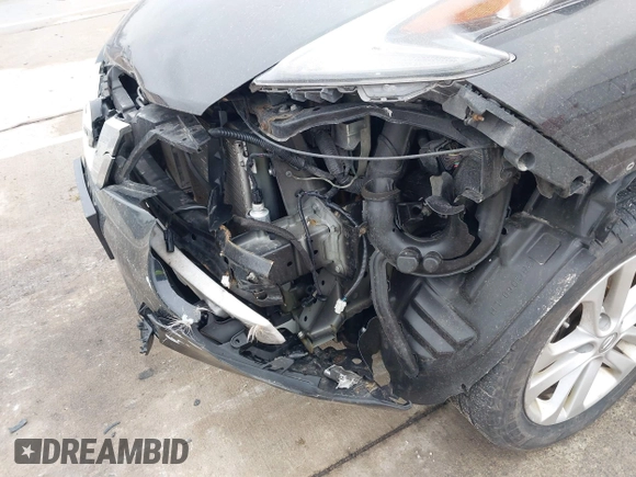 2015 Nissan Juke SL z VIN JN8AF5MV6FT565581, wystawiony jako IAAI lot #41186616 z przebiegiem 142 065 mil mil oraz . Historia ofert i sprzedaży dostępna na DreamBid. Obrazek 6.