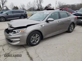 2016 Kia Optima LX Turbo with VIN 5XXGT4L10GG011106, listed as a Copart auction lot 43805715 with 81,747 mi miles and Salvage Title. Bid and sale history available at carsss.com. Image 1.