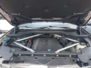 2019 BMW X5 xDrive40i with VIN 5UXCR6C53KLL61431, listed as a IAAI auction lot 42369908 with 105,300 mi miles and . Bid and sale history available at DreamBid. Image 10.