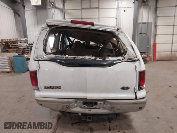 2000 Ford Excursion Limited с VIN 1FMSU43F5YED20090, выставлен на аукционе IAAI как лот 41152653 с пробегом Не указан миль и . История ставок и продаж доступна на DreamBid. Изображение 16.