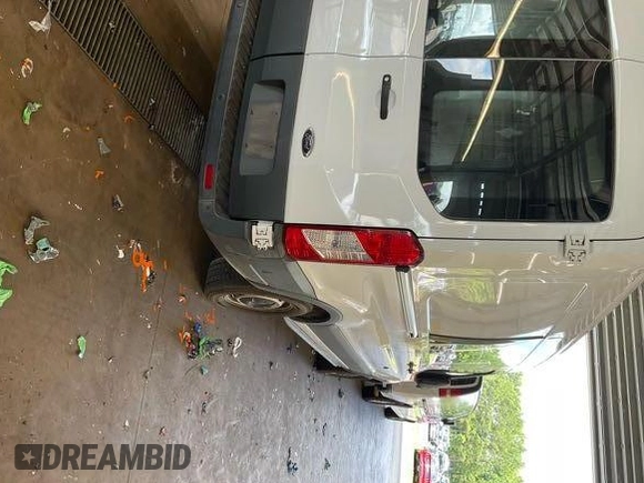 2018 Ford Transit с VIN 1FTYE1CM7JKB31067, выставлен на аукционе IAAI как лот 42742910 с пробегом 64 837 миль миль и . История ставок и продаж доступна на DreamBid. Изображение 22.