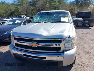 2010 Chevrolet Silverado 1500 LT with VIN 1GCSKSE39AZ179024, listed as a IAAI auction lot 41735447 with 307,082 mi miles. Bid and sale history available at carsss.com. Image 12.