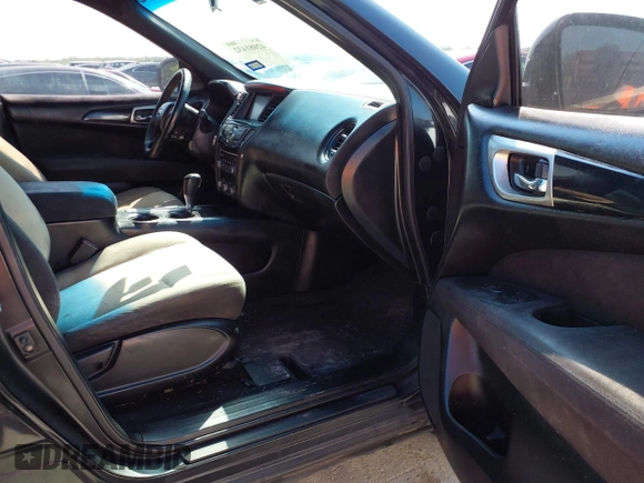 2014 Nissan Pathfinder SV with VIN 5N1AR2MN2EC658657, listed as a IAAI auction lot 42081432 with 170,905 mi miles. Bid and sale history available at carsss.com. Image 5.